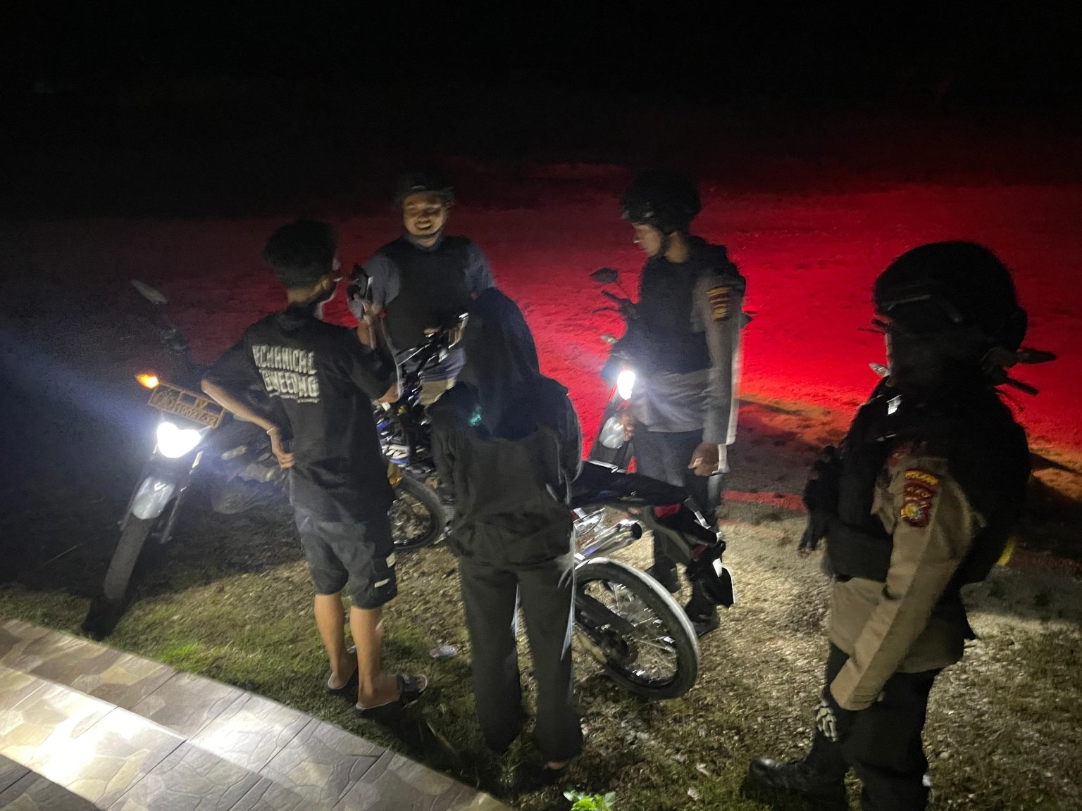 Tim Raga Polres Kampar Berikan Ketenangan di Bangkinang, Sentuhan Humanis di Bumi Serambi Mekkah